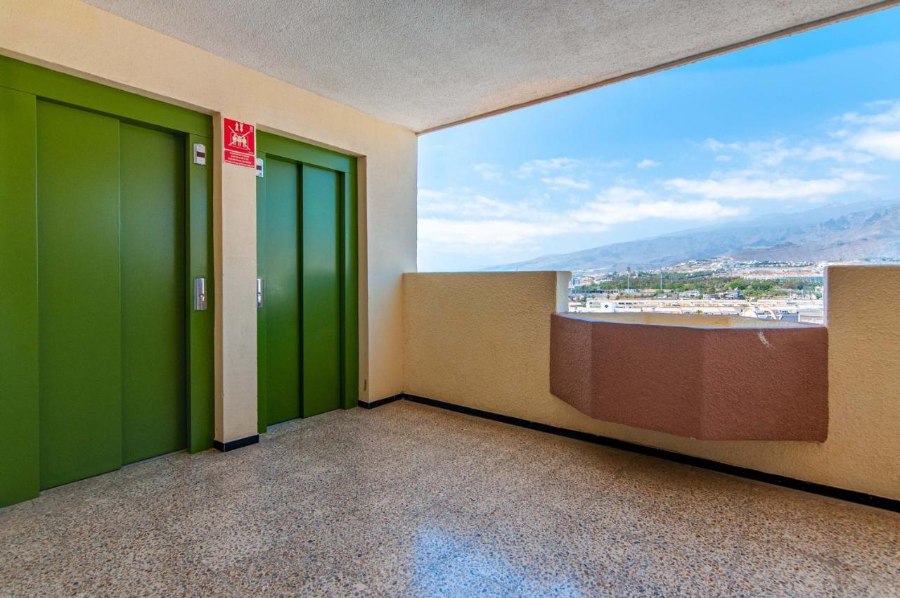 Torres Del Sol Beach Front Apartment Ph06 Los Cristianos  Eksteriør billede